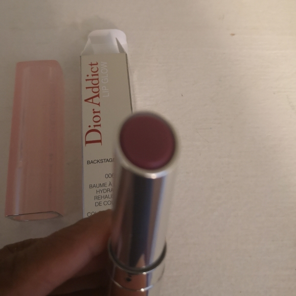 Dior Addict Lip Glow in Berry - Picture 2 of 3